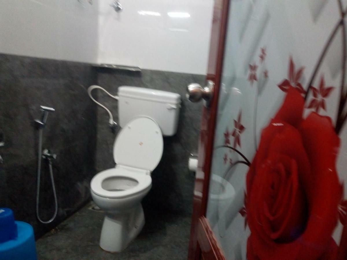 Friends Valley Home Stay Kattappana Ngoại thất bức ảnh